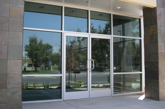 Truckee-commercial-door-repair